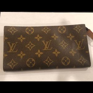 Louis Vuitton Waller